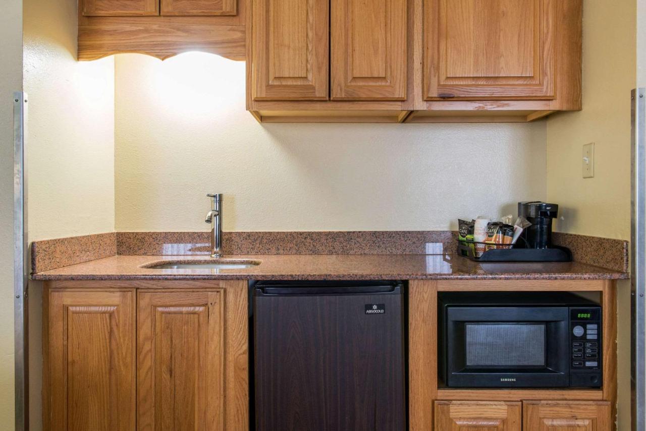 Quality Inn Jacksonville Near I-72 South Jacksonville エクステリア 写真